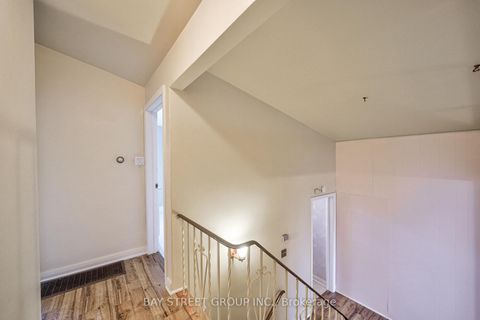 Photo 12 at 5 Cottonwood Drive, Don Mills, Toronto
