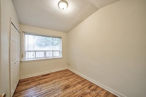 Photo 13 at 5 Cottonwood Drive, Don Mills, Toronto