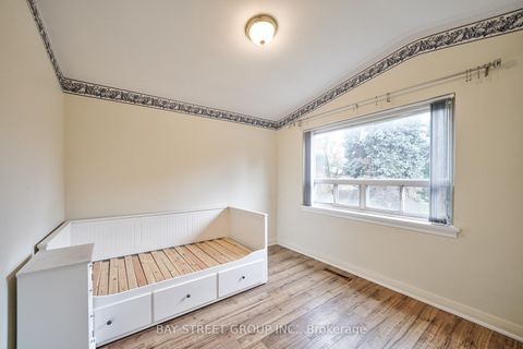 Photo 18 at 5 Cottonwood Drive, Don Mills, Toronto