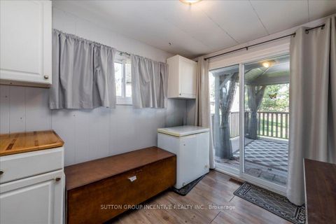 Photo 8 at 18 Trefoil Drive, Rural Innisfil, Innisfil