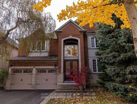 Photo 0 at 8 Pico Crescent, Beverley Glen, Vaughan