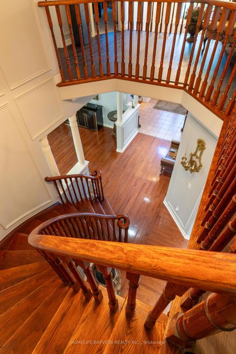 Photo 17 at 8 Pico Crescent, Beverley Glen, Vaughan