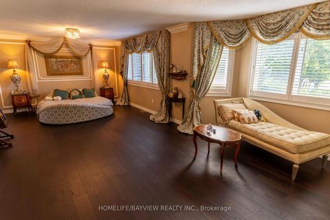 Photo 20 at 8 Pico Crescent, Beverley Glen, Vaughan