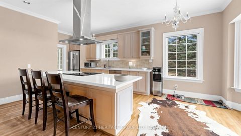 Photo 14 at 21455 Warden Avenue, Rural East Gwillimbury, East Gwillimbury