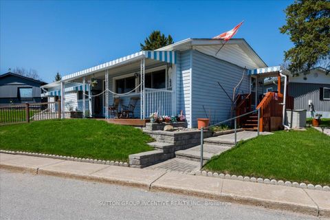 Photo 17 at 2 Mimosa Crescent, Rural Innisfil, Innisfil