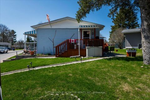 Photo 18 at 2 Mimosa Crescent, Rural Innisfil, Innisfil