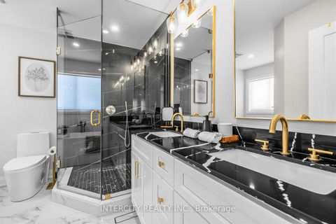 Photo 19 at 75 Canoe Court, Oak Ridges Lake Wilcox, Richmond Hill