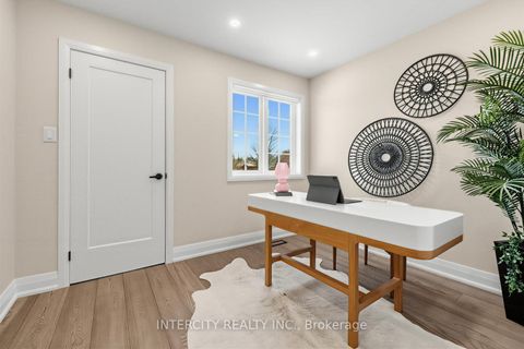 Photo 23 at 75 Canoe Court, Oak Ridges Lake Wilcox, Richmond Hill