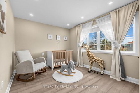 Photo 25 at 75 Canoe Court, Oak Ridges Lake Wilcox, Richmond Hill
