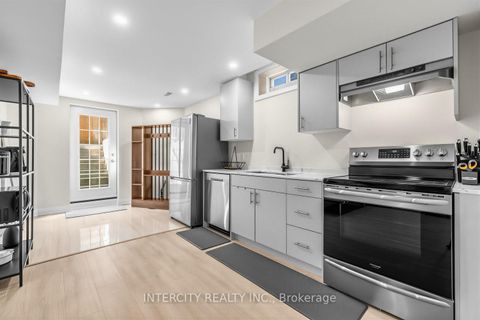 Photo 30 at 75 Canoe Court, Oak Ridges Lake Wilcox, Richmond Hill