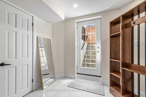 Photo 31 at 75 Canoe Court, Oak Ridges Lake Wilcox, Richmond Hill