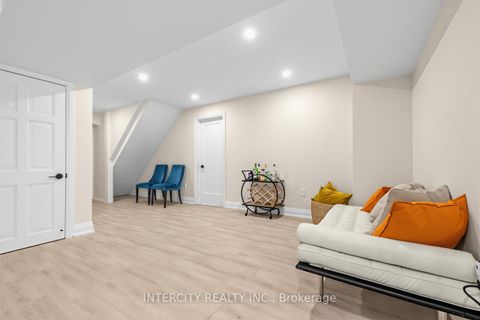 Photo 32 at 75 Canoe Court, Oak Ridges Lake Wilcox, Richmond Hill