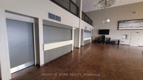 Photo 30 at 1803 - 33 Harbour Square, Waterfront Communities C1, Toronto