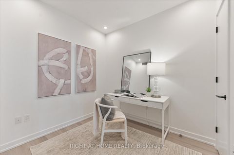 Photo 6 at 623 - 505 Richmond Street W, Waterfront Communities C1, Toronto
