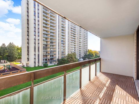 Photo 9 at 612 - 177 Linus Road, Don Valley Village, Toronto