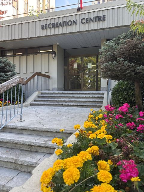 Photo 23 at 612 - 177 Linus Road, Don Valley Village, Toronto