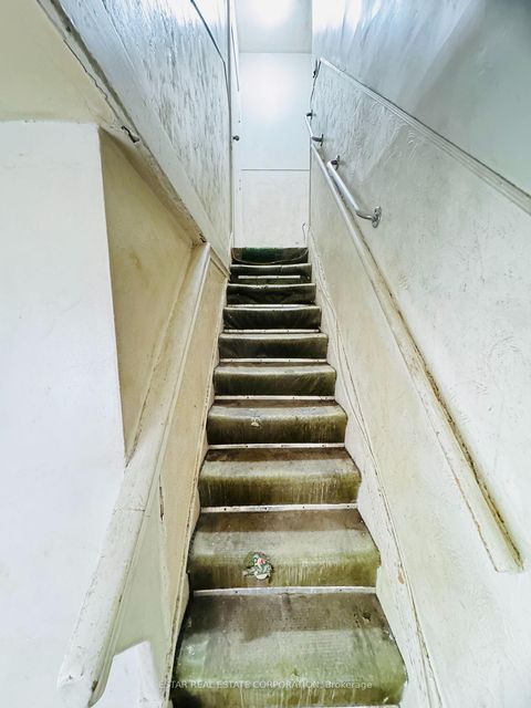 Photo 7 at 275 Salem Avenue, Junction, Toronto
