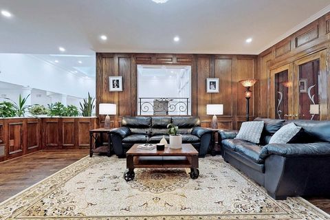 Photo 9 at 305 Woodland Acres Crescent, Rural Vaughan, Vaughan