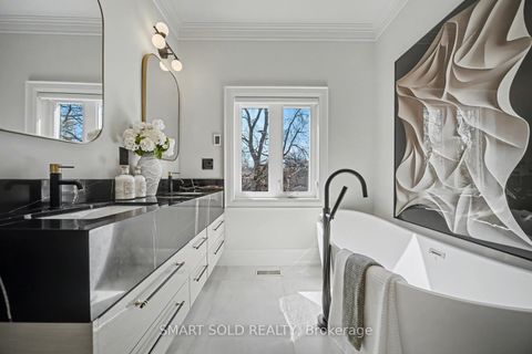 Photo 20 at 443 Hillsdale Avenue E, Mount Pleasant East, Toronto