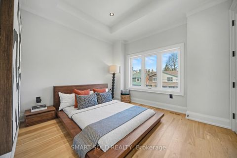 Photo 22 at 443 Hillsdale Avenue E, Mount Pleasant East, Toronto