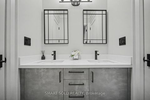 Photo 31 at 443 Hillsdale Avenue E, Mount Pleasant East, Toronto