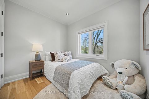 Photo 34 at 443 Hillsdale Avenue E, Mount Pleasant East, Toronto