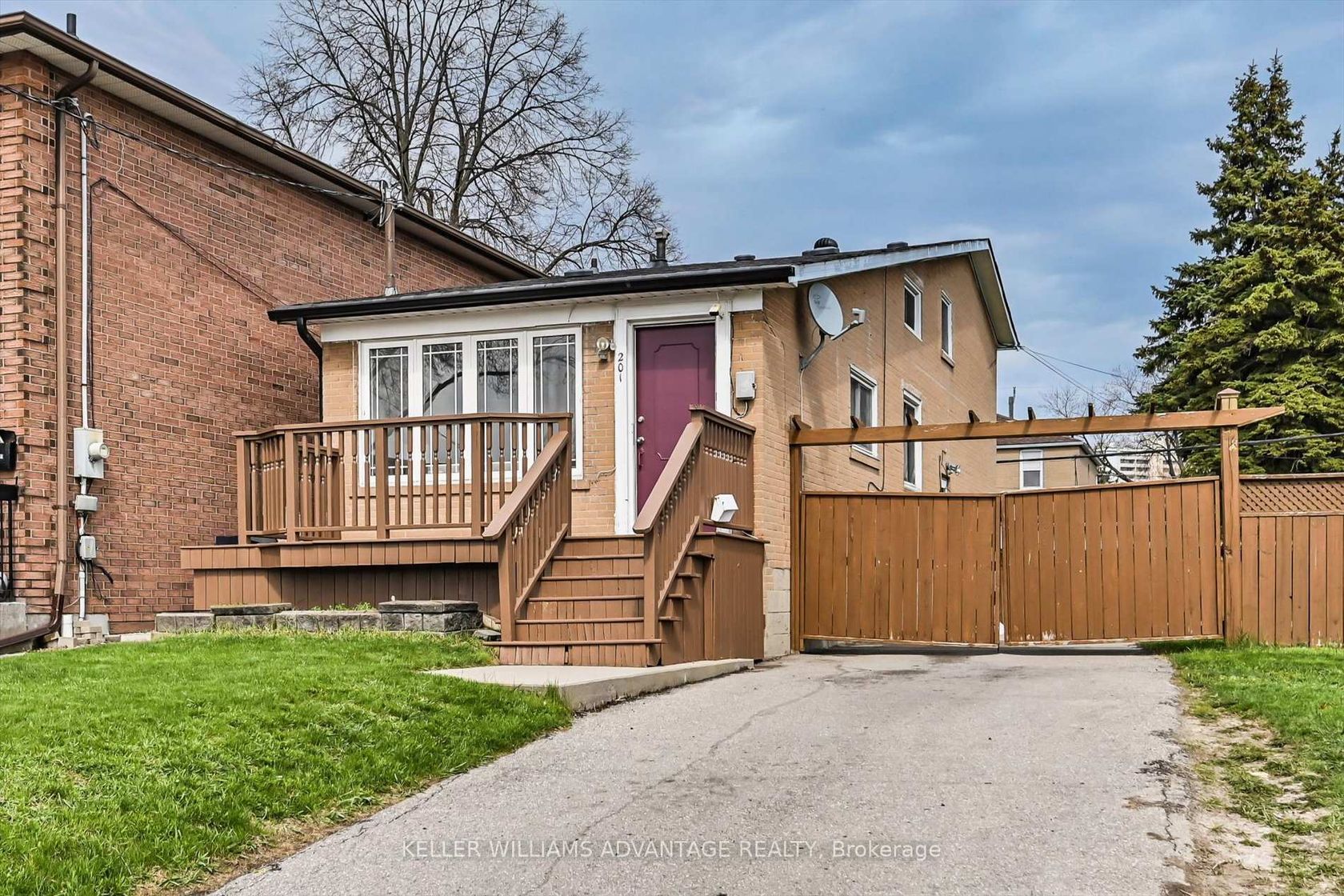 201 Linden Avenue, Kennedy Park, Toronto photo 7