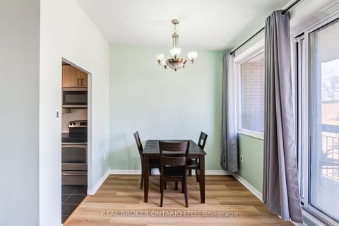 Photo 9 at 402 - 4060 Lawrence Avenue E, West Hill, Toronto
