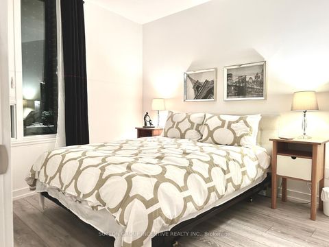 Photo 3 at 126 - 11 Maryport Avenue, CFB, Toronto
