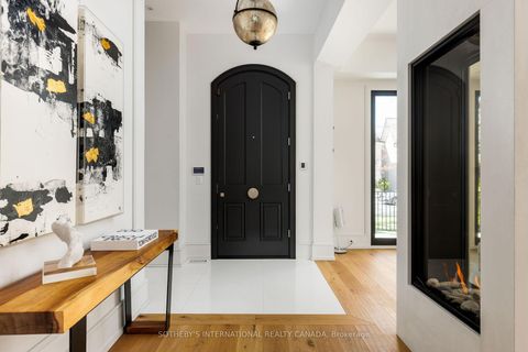 Photo 1 at 85 Kingsway Crescent, Kingsway South, Toronto