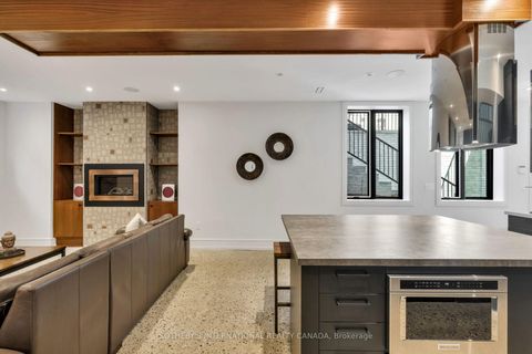 Photo 32 at 85 Kingsway Crescent, Kingsway South, Toronto