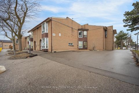 Photo 3 at 106 - 250 John Garland Boulevard, Clairville, Toronto