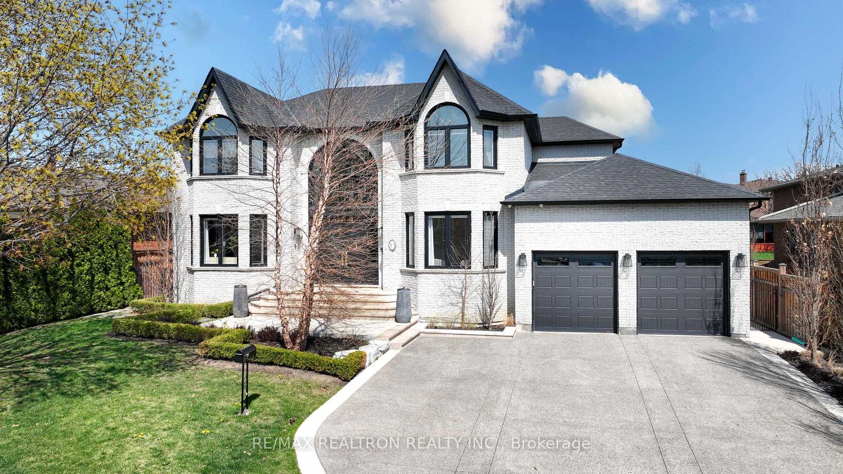 13 Bourdon Avenue, Rustic, Toronto 
