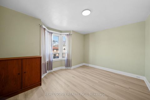Photo 14 at 865 Pape Avenue, East York, Toronto
