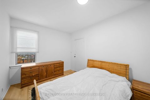 Photo 16 at 865 Pape Avenue, East York, Toronto