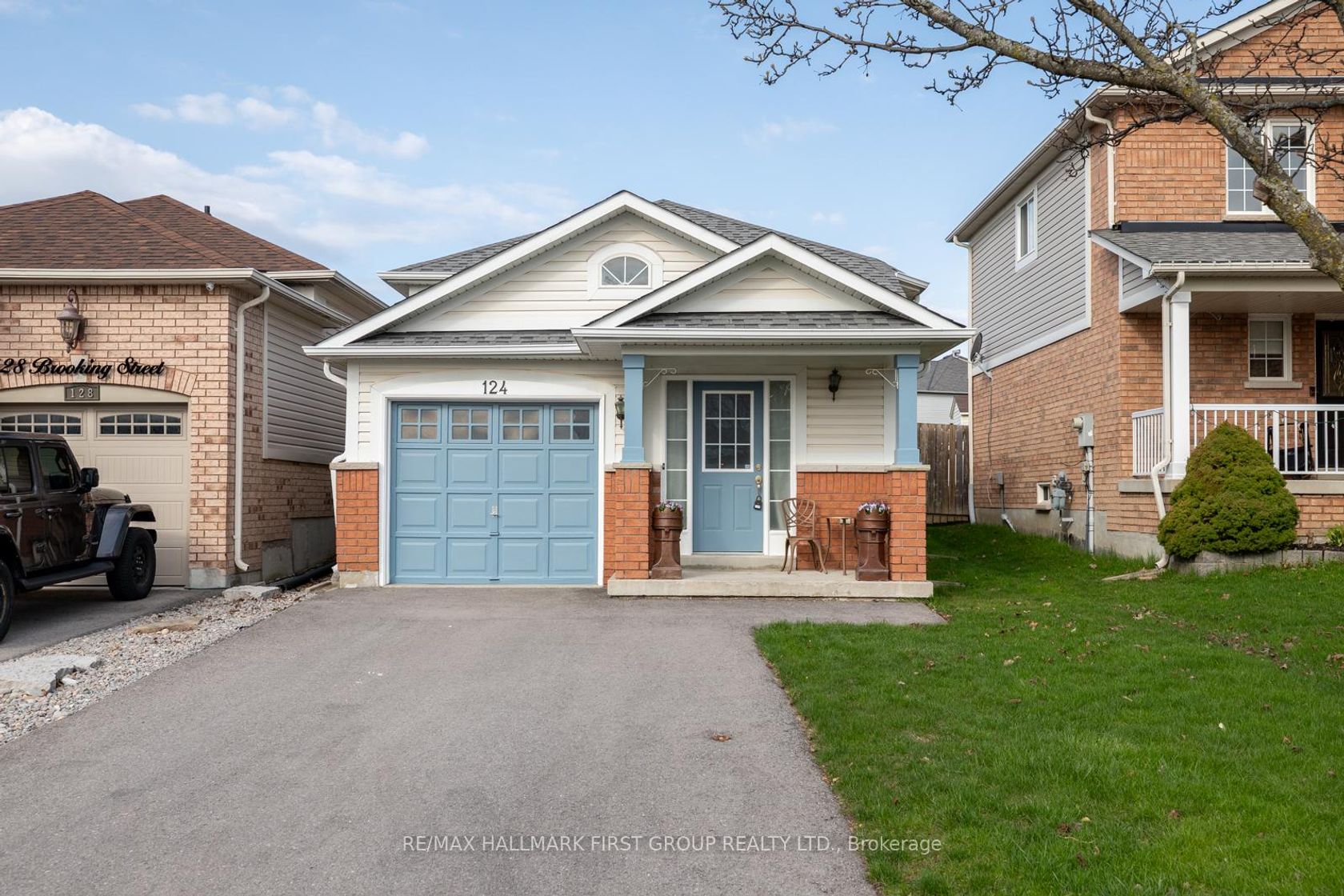 124 Brooking Street, Bowmanville, Clarington photo number 2