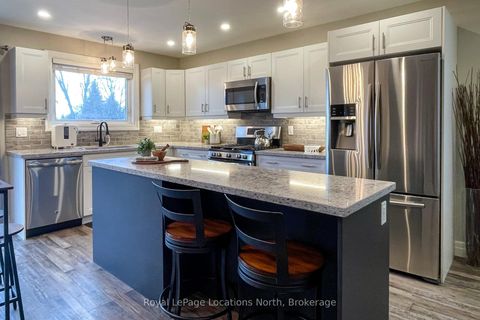 Photo 12 at 225 Quebec Street, Stayner, Clearview