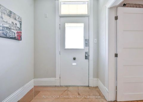 Photo 2 at 30 Tiffin Street, Allandale Centre, Barrie