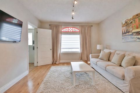 Photo 4 at 30 Tiffin Street, Allandale Centre, Barrie