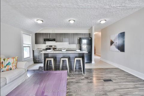 Photo 16 at 30 Tiffin Street, Allandale Centre, Barrie