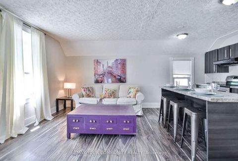 Photo 17 at 30 Tiffin Street, Allandale Centre, Barrie