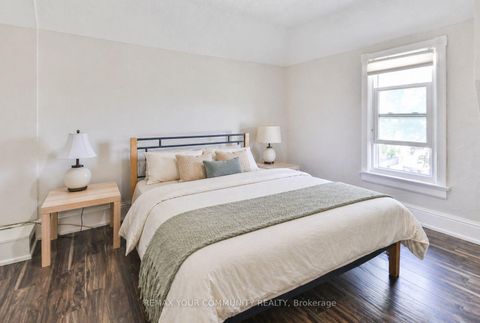 Photo 23 at 30 Tiffin Street, Allandale Centre, Barrie