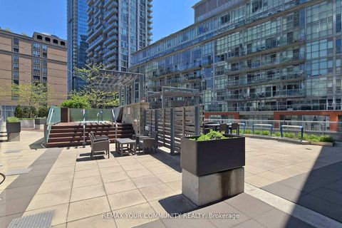 Photo 45 at 408 - 30 Nelson Street, Waterfront Communities C1, Toronto
