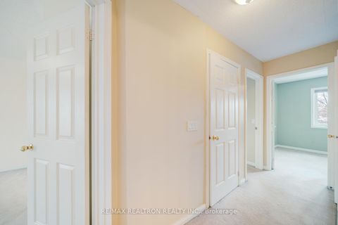 Photo 21 at 42 - 100 Elgin Mills Road W, Westbrook, Richmond Hill