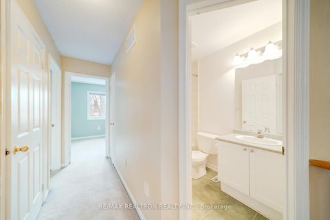 Photo 22 at 42 - 100 Elgin Mills Road W, Westbrook, Richmond Hill