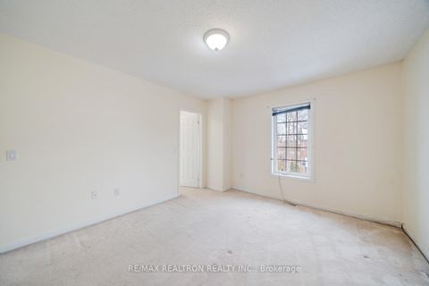 Photo 24 at 42 - 100 Elgin Mills Road W, Westbrook, Richmond Hill