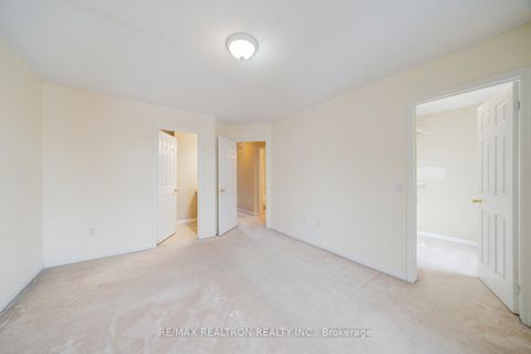 Photo 25 at 42 - 100 Elgin Mills Road W, Westbrook, Richmond Hill