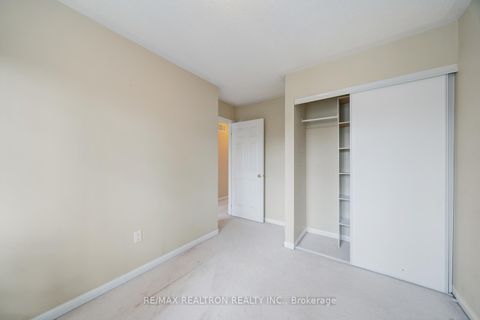 Photo 30 at 42 - 100 Elgin Mills Road W, Westbrook, Richmond Hill