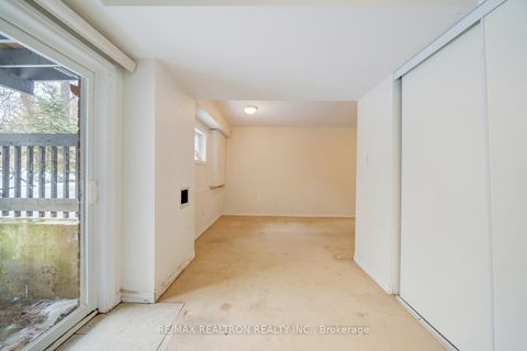 Photo 41 at 42 - 100 Elgin Mills Road W, Westbrook, Richmond Hill