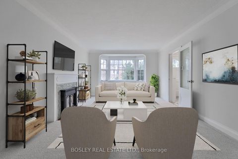Photo 2 at 432 Broadway Avenue, Leaside, Toronto